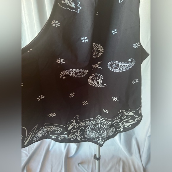Black Handkerchief top - Picture 5 of 13